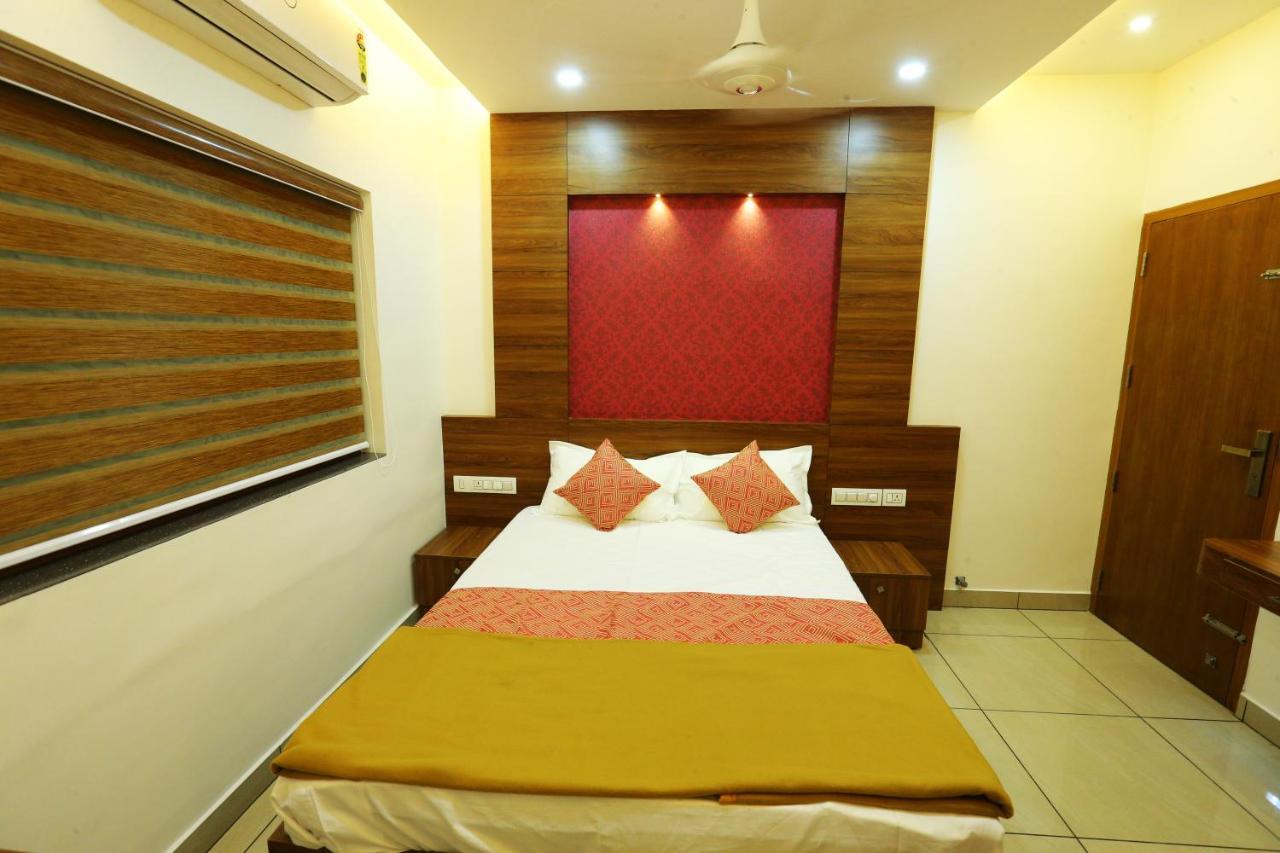 Ahlan Luxury Rooms Kochi 외부 사진