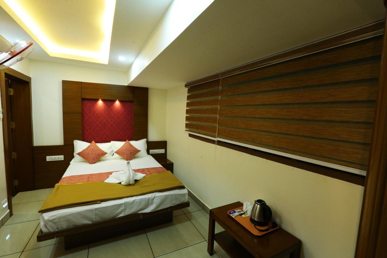 Ahlan Luxury Rooms Kochi 외부 사진